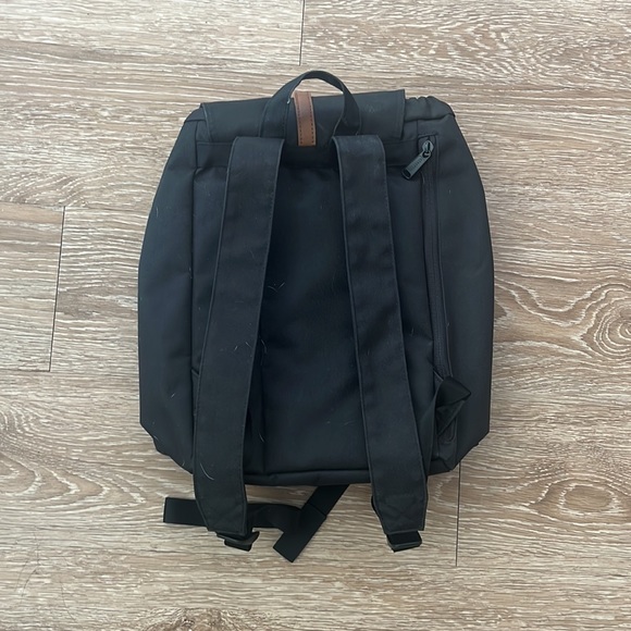 NWOT Hershel Supply Co. Dawson X-Small Backpack- Black/Tan - Picture 2 of 6